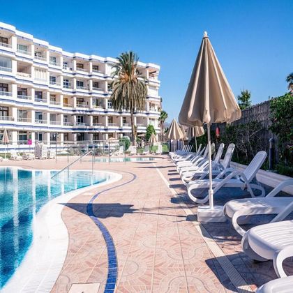 Foto 2 de Pis en venda a Playa del Inglés de 2 habitacions amb piscina i garatge