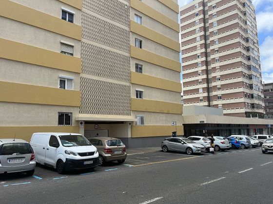 Foto 2 de Pis en venda a calle Carvajal de 3 habitacions amb ascensor