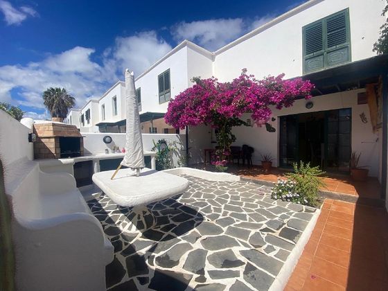 Foto 1 de Dúplex en venda a Costa Teguise de 2 habitacions amb terrassa