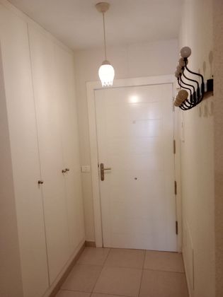 Foto 2 de Pis en lloguer a calle Alfredo Torres Edwars de 3 habitacions amb garatge i mobles