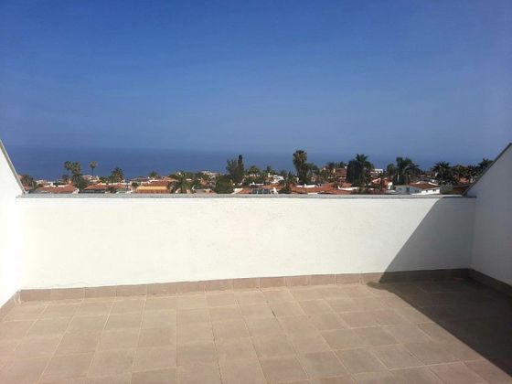 Foto 2 de Alquiler de piso en Playa Jardín de 2 habitaciones con terraza y garaje