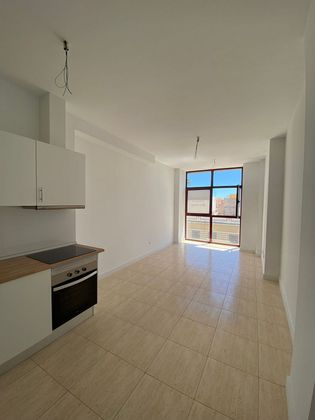 Foto 1 de Pis en venda a avenida De Canarias de 2 habitacions amb terrassa i garatge
