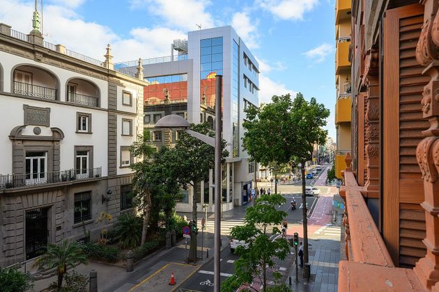 Foto 2 de Piso en venta en Arenales - Lugo - Avenida Marítima de 3 habitaciones con garaje y balcón