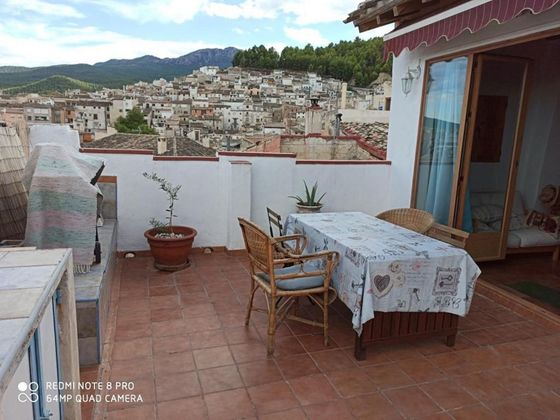 Foto 2 de Venta de casa adosada en Moratalla de 4 habitaciones con terraza y aire acondicionado