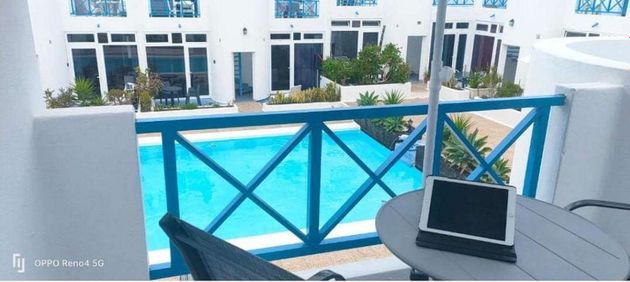 Foto 1 de Estudio en venta en Puerto del Carmen con terraza y piscina