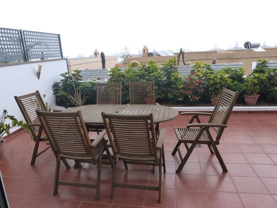 Foto 1 de Casa adossada en venda a paseo Ciudad Jardin de 4 habitacions amb terrassa i jardí