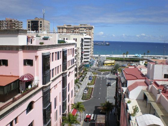 Foto 2 de Pis en venda a calle Mayor Triana de 7 habitacions amb terrassa i balcó