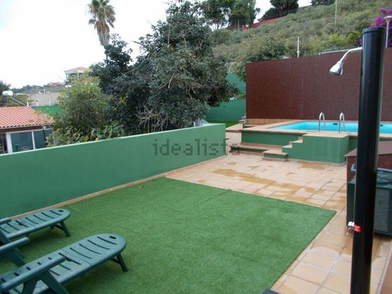 Foto 2 de Chalet en venta en calle El Monte Santa Brigida de 4 habitaciones con terraza y piscina