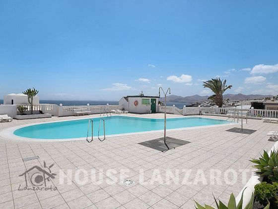 Foto 1 de Piso en venta en Puerto del Carmen de 1 habitación con terraza y piscina