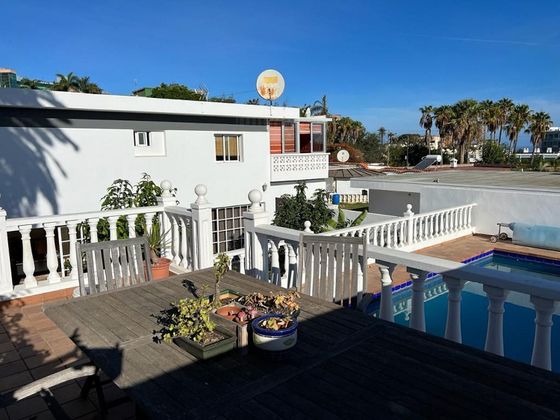 Foto 2 de Xalet en venda a San Antonio - Las Arenas de 5 habitacions amb terrassa i piscina