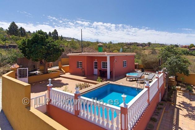 Foto 1 de Venta de chalet en Puntagorda de 2 habitaciones con terraza y piscina
