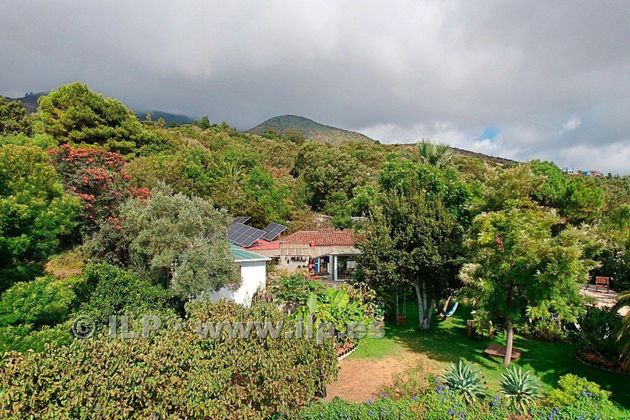 Foto 2 de Chalet en venta en Villa de Mazo de 5 habitaciones con terraza y jardín