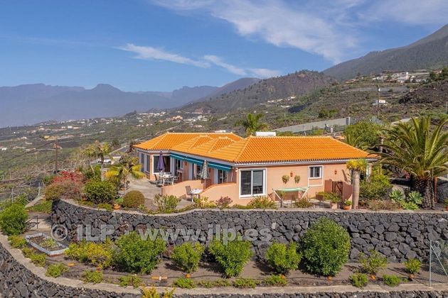 Foto 1 de Casa en venda a Llanos de Aridane (Los) de 3 habitacions amb terrassa i jardí