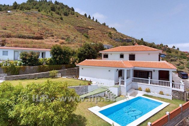 Foto 2 de Xalet en venda a Puntallana de 6 habitacions amb terrassa i piscina