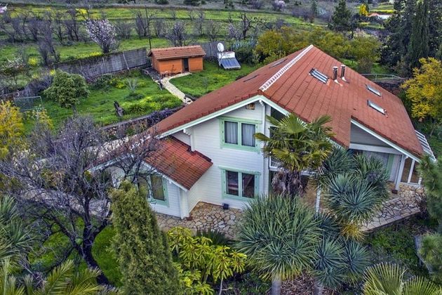 Foto 2 de Casa rural en venda a calle Barrial del Medio de 3 habitacions amb terrassa i garatge