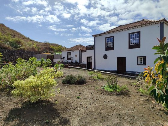 Foto 1 de Xalet en venda a Villa de Mazo de 2 habitacions amb terrassa i jardí