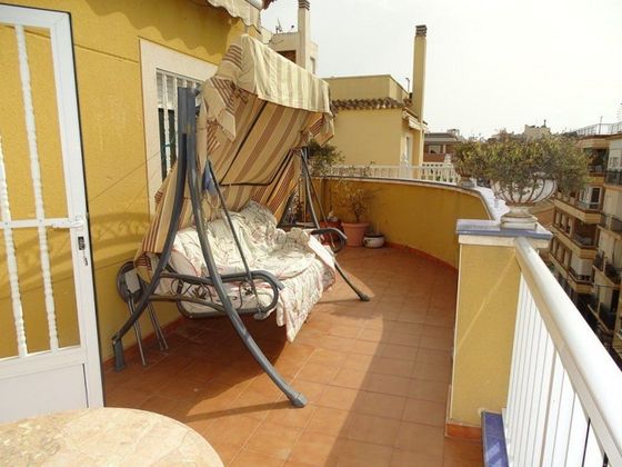 Foto 2 de Venta de ático en Centro - Torrevieja de 2 habitaciones con terraza y aire acondicionado
