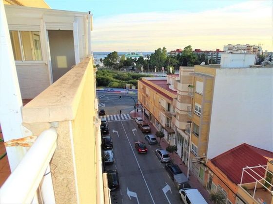 Foto 1 de Ático en venta en calle Villa Madrid de 2 habitaciones con terraza y aire acondicionado