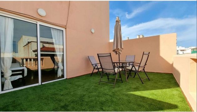 Foto 2 de Àtic en venda a Vegueta de 2 habitacions amb terrassa