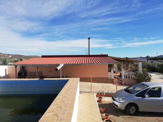 Foto 1 de Casa rural en venda a Tabernas de 3 habitacions amb terrassa i piscina