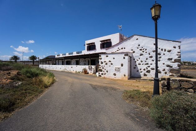 Foto 1 de Casa en venda a calle Antonio Cabrera Perdomo de 5 habitacions amb terrassa i garatge