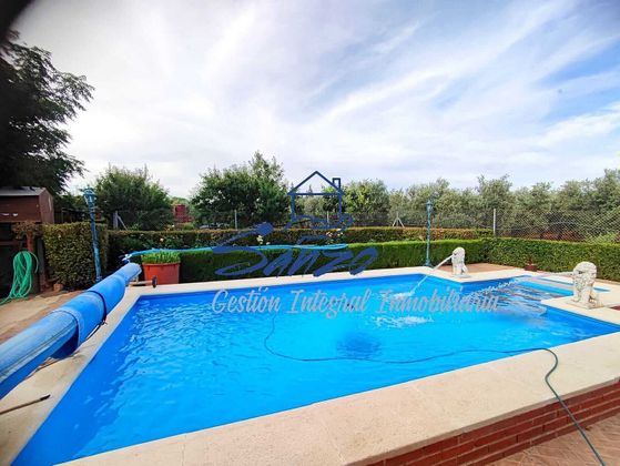 Foto 1 de Casa rural en venda a Zona Fuentemora de 3 habitacions amb piscina i garatge