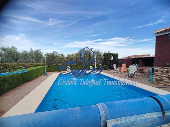Foto 2 de Casa rural en venda a Zona Fuentemora de 3 habitacions amb piscina i garatge