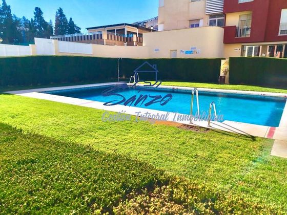 Foto 1 de Pis en venda a Zona de la Vega de 3 habitacions amb terrassa i piscina