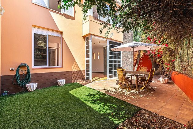 Foto 1 de Casa en venta en Barranco Hondo de 3 habitaciones con terraza y garaje