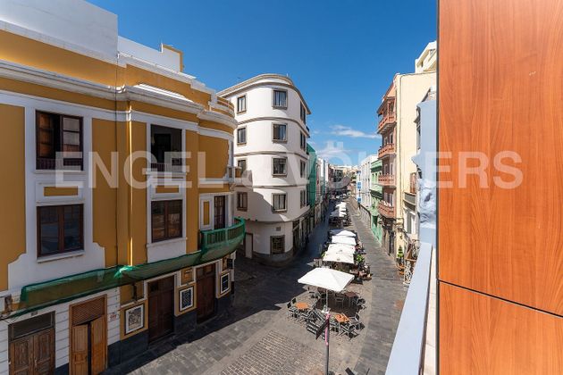 Foto 1 de Pis en venda a calle Mendizabal de 2 habitacions amb terrassa i balcó