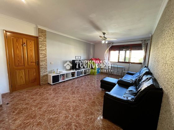 Foto 2 de Pis en venda a Vecindario-Los Llanos de 3 habitacions i 85 m²