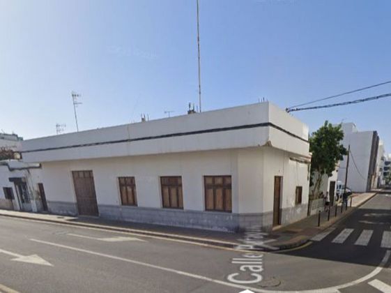 Foto 1 de Casa en venda a Centro - La Vega Alta de 3 habitacions amb terrassa i garatge