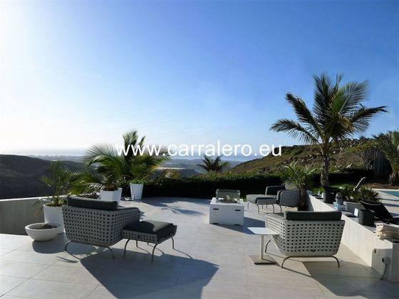 Foto 2 de Xalet en venda a El Tablero - El Salobre de 5 habitacions amb terrassa i piscina