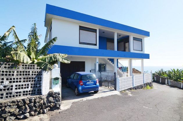Foto 1 de Xalet en venda a Breña Baja de 6 habitacions amb terrassa i garatge