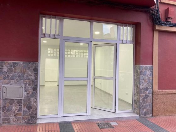 Foto 1 de Local en alquiler en calle Einstein Cruce de Melenara de 81 m²