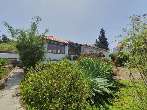Foto 1 de Xalet en venda a calle Vista Valle de 2 habitacions amb terrassa i garatge