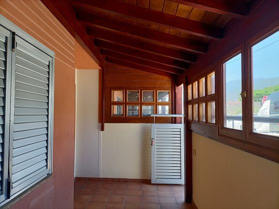 Foto 2 de Casa adosada en venta en calle De Candelaria de 3 habitaciones con terraza y piscina