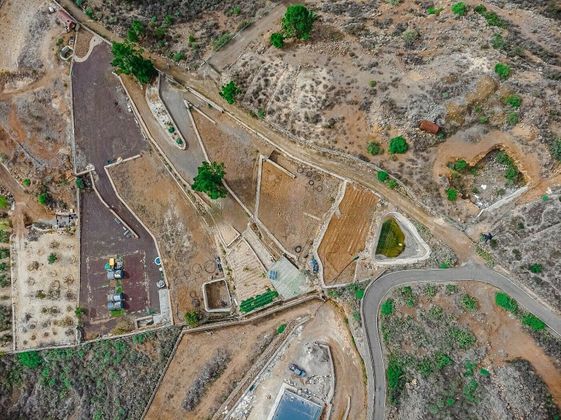 Foto 2 de Venta de terreno en San Miguel de Abona de 6441 m²
