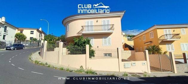 Foto 2 de Chalet en venta en Barranco Hondo de 5 habitaciones con terraza y garaje