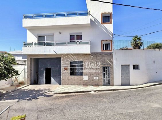 Foto 2 de Chalet en venta en El Tablero - El Salobre de 4 habitaciones con terraza y piscina