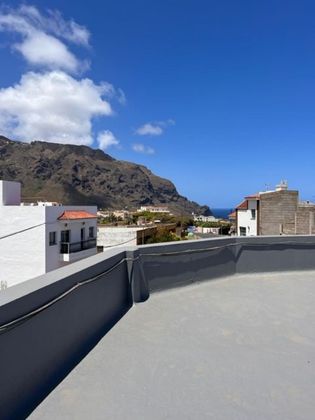 Foto 1 de Casa en venda a Buenavista del Norte de 5 habitacions amb terrassa