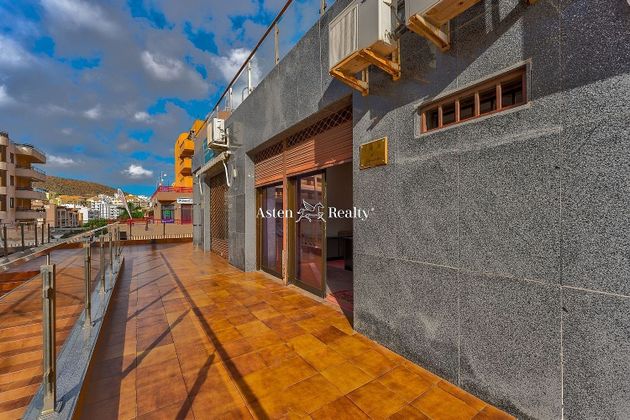 Foto 2 de Venta de oficina en Los Cristianos - Playa de las Américas con terraza y aire acondicionado