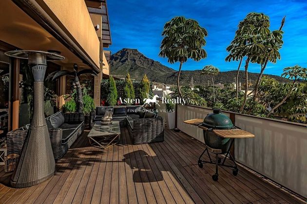 Foto 1 de Dúplex en venda a Costa Adeje de 3 habitacions amb terrassa i piscina