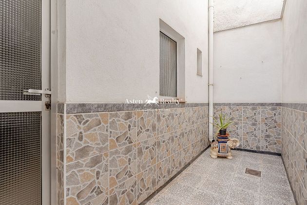 Foto 2 de Casa adossada en venda a Anaga de 4 habitacions amb terrassa i garatge