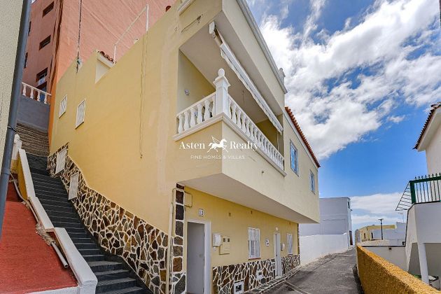 Foto 2 de Casa en venta en Puerto de Santiago de 6 habitaciones con terraza y balcón