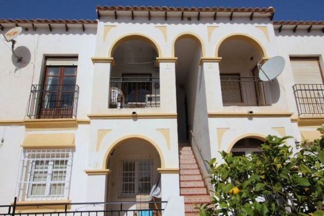 Foto 2 de Venta de casa en San Miguel de Salinas de 1 habitación con terraza y piscina