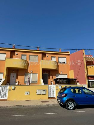 Foto 1 de Venta de casa en El Matorral de 3 habitaciones con terraza y garaje