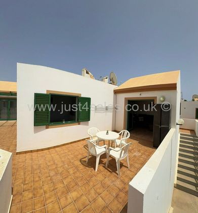 Foto 2 de Àtic en venda a Caleta de Fuste de 1 habitació amb terrassa i piscina