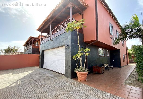 Foto 1 de Chalet en venta en Guamasa - El Ortigal - Los Rodeos de 4 habitaciones con terraza y garaje
