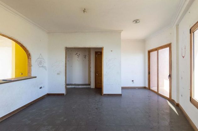 Foto 2 de Piso en venta en calle Barranco Grande de 4 habitaciones con terraza y balcón